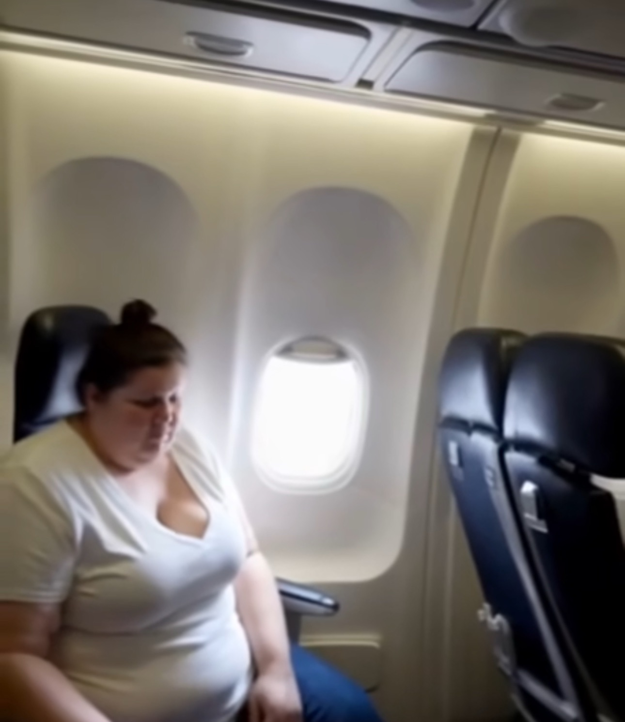 Entitled Parents Told Me Not to Eat on the Plane — I Made Them Regret It