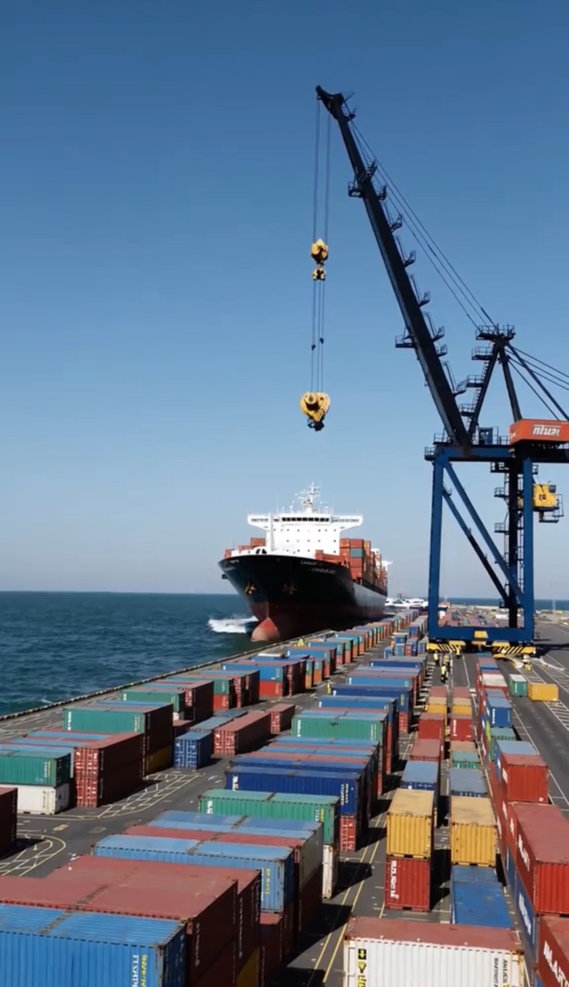 Massive Ship Explosion Caught on Camera!